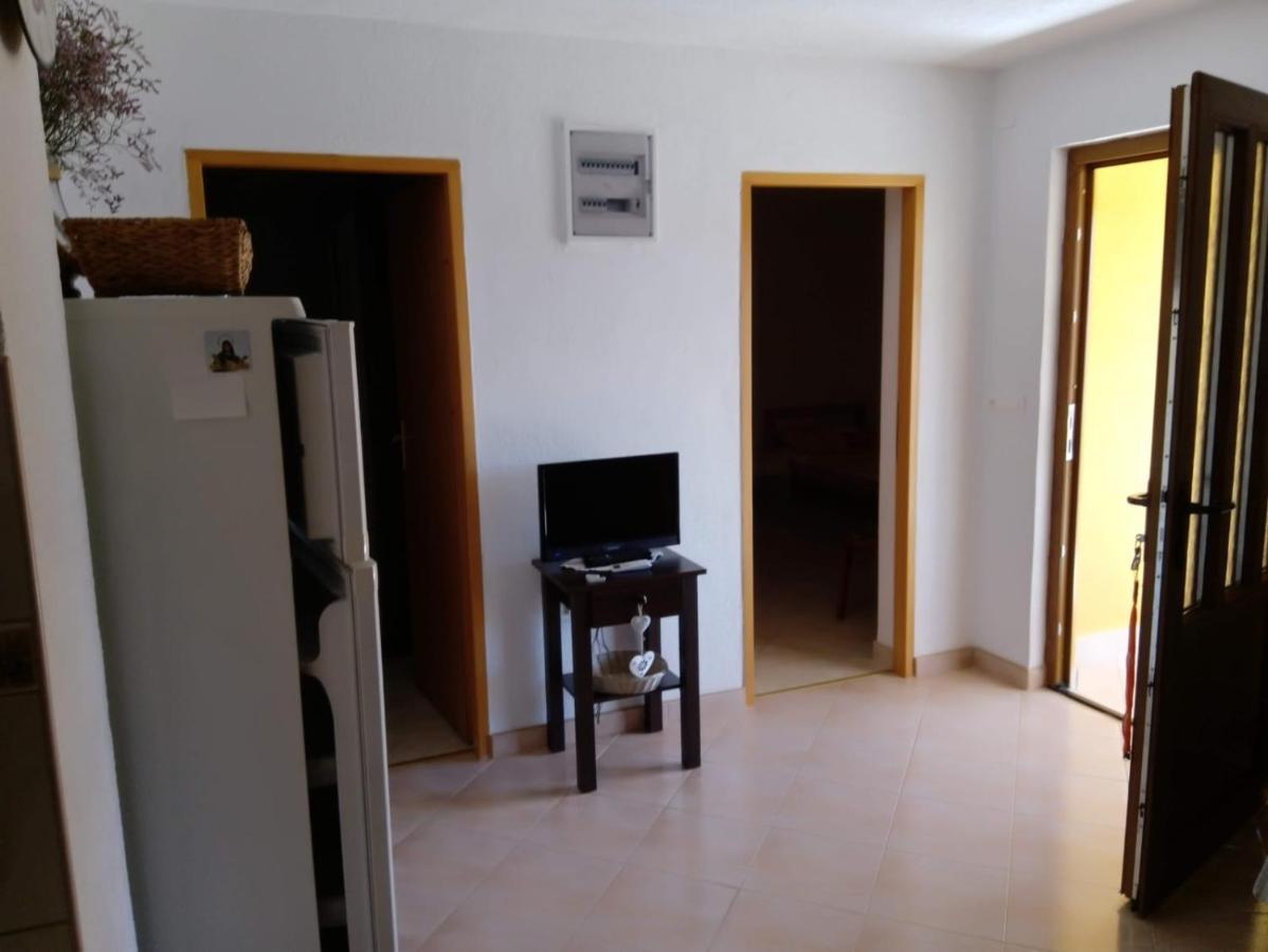Apartment M&M Горни Карин Екстериор снимка